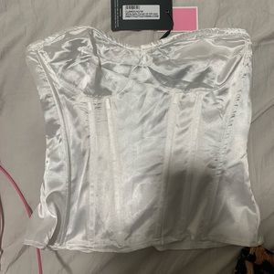 New PrettyLittleThing top